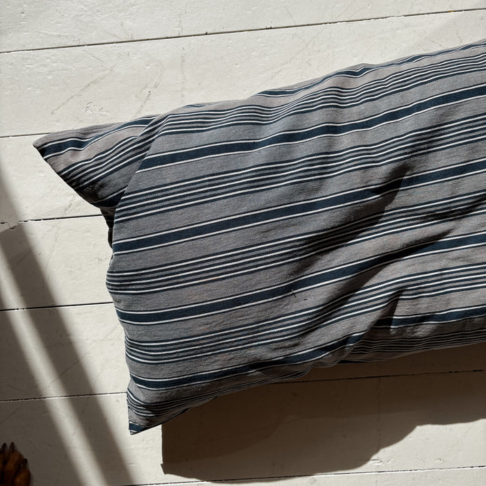 Sloppy Swedish Cushion 09