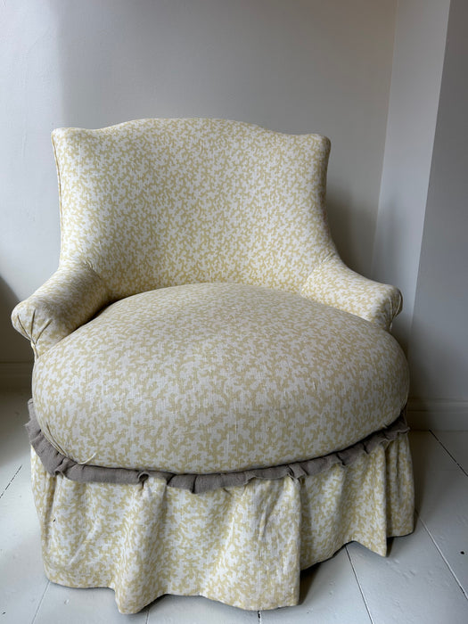 Bow fronted slipper chair in Veere Grenney ‘Folly’
