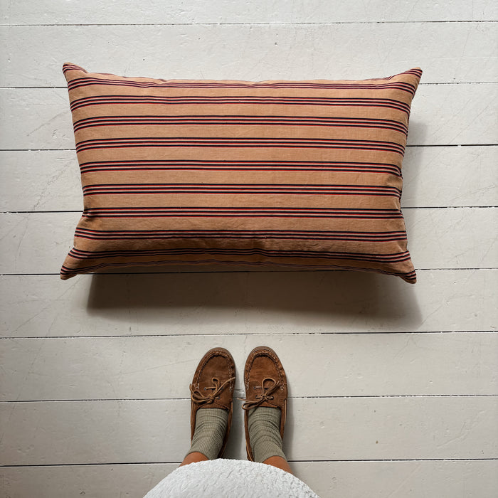 Sloppy Swedish Cushion 04