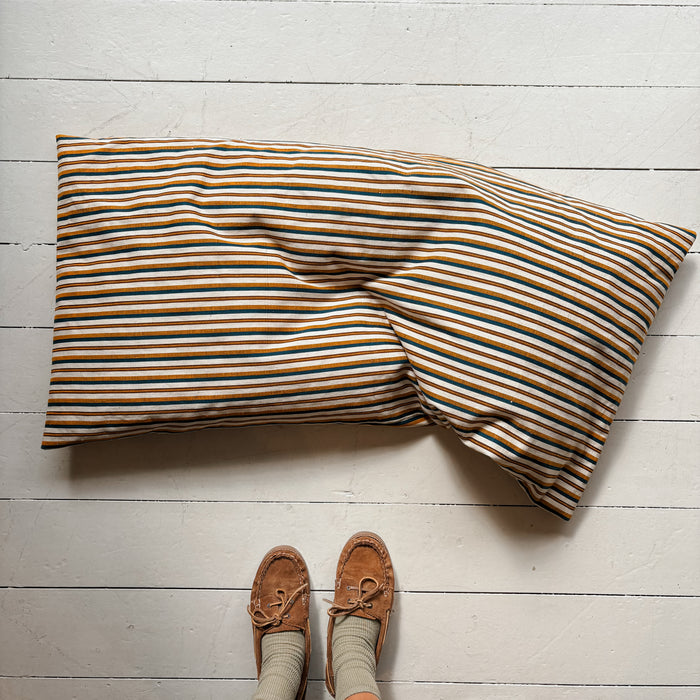 Sloppy Swedish Cushion 03