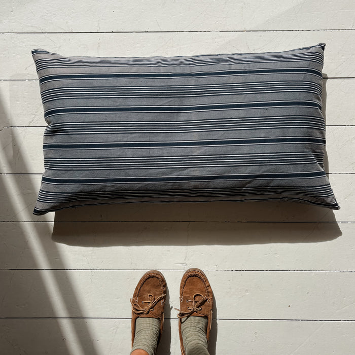 Sloppy Swedish Cushion 08