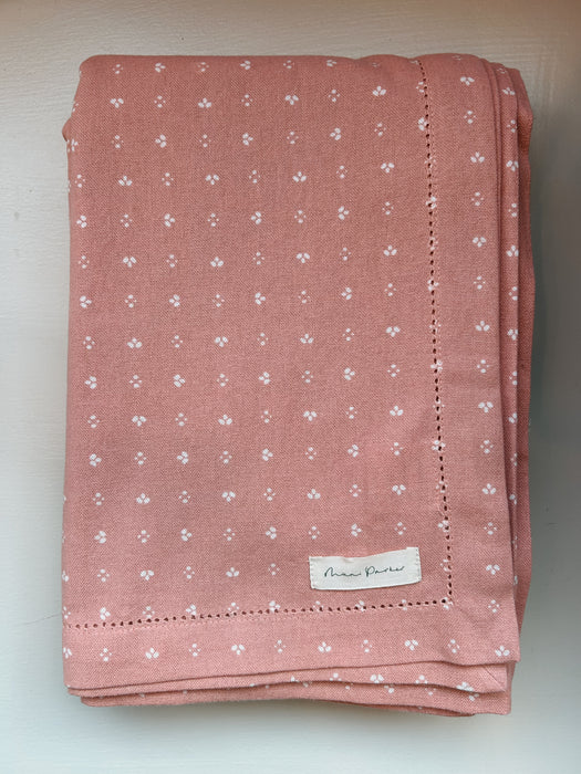 ‘Minni’ Cotton Tablecloth - Faded Red