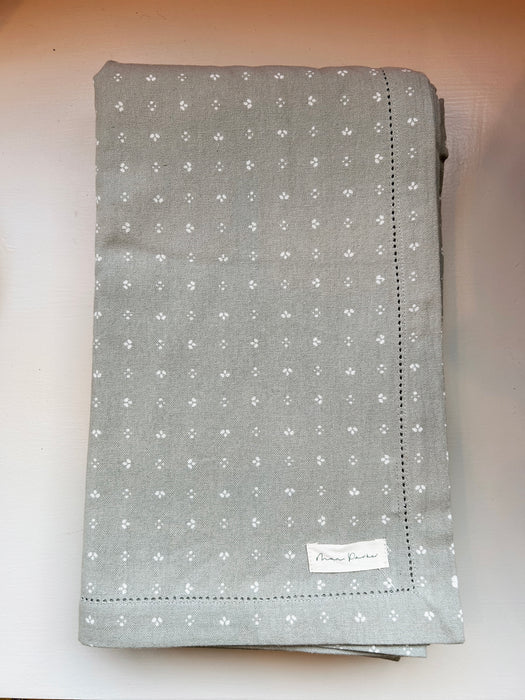 ‘Minni’ Cotton Tablecloth - Faded Green
