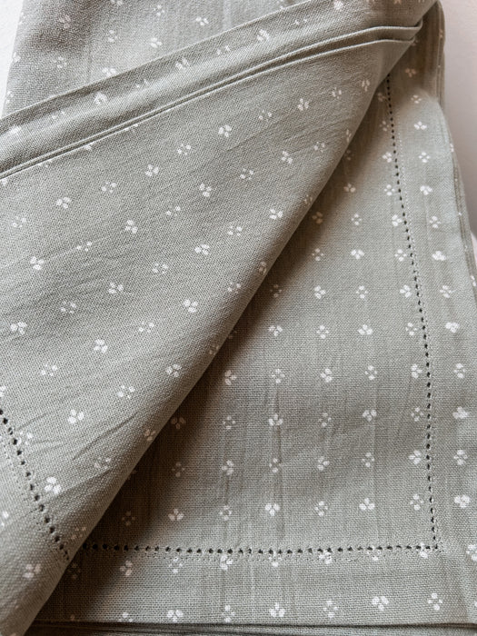 ‘Minni’ Cotton Tablecloth - Faded Green