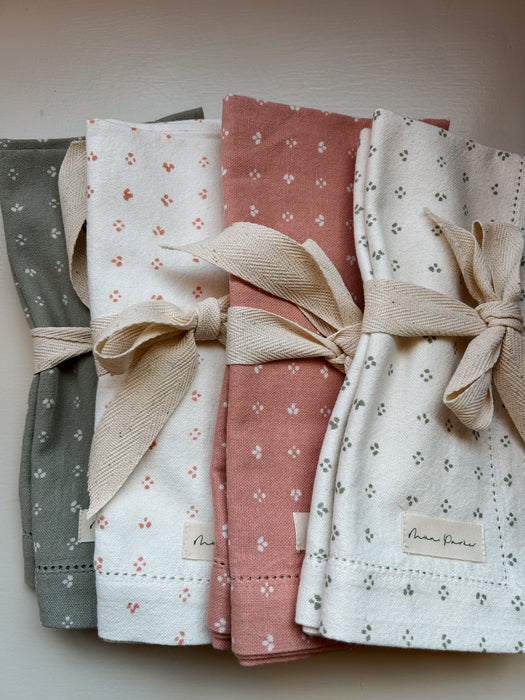 ‘Minni’ Napkins - White with Green