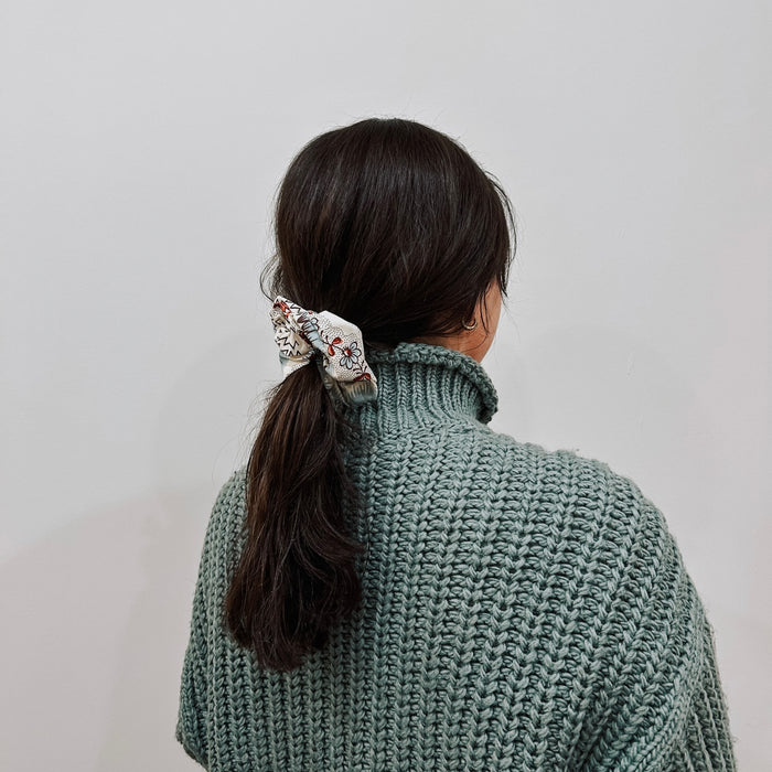 Scrunchie made from fabric remnants