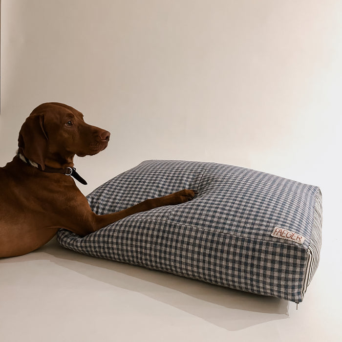 Faeger Dog Bed - Medium