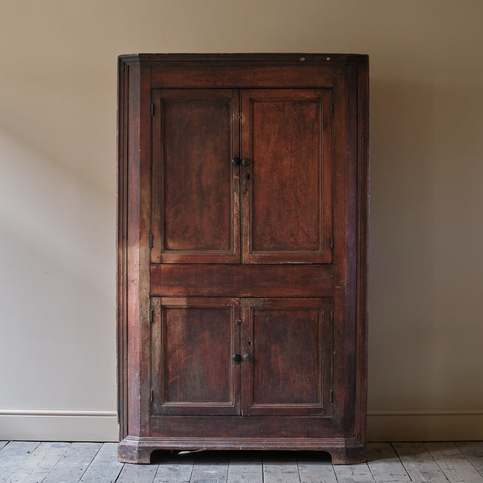 ANTIQUE GEORGIAN CORNER CUPBOARD