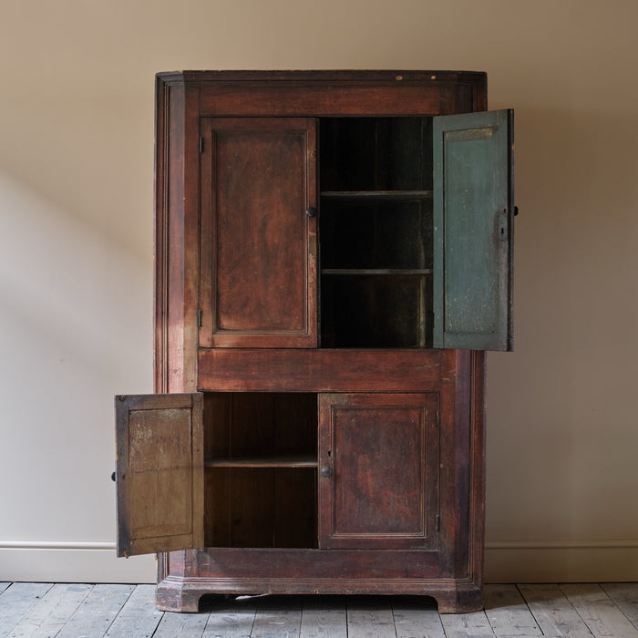 ANTIQUE GEORGIAN CORNER CUPBOARD