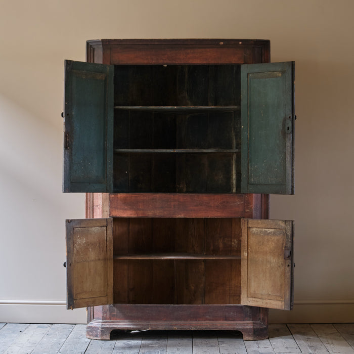 ANTIQUE GEORGIAN CORNER CUPBOARD