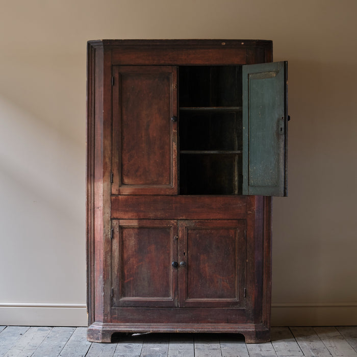 ANTIQUE GEORGIAN CORNER CUPBOARD