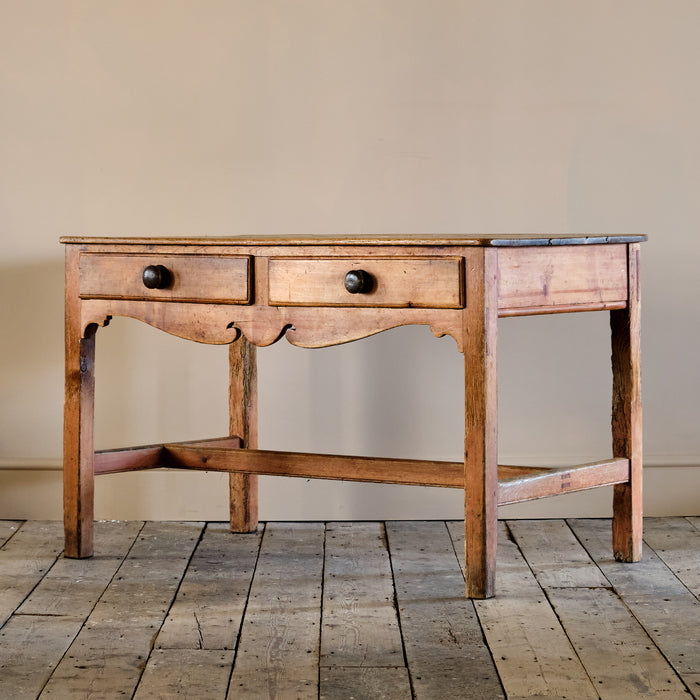 19TH CENTURY PINE DAIRY TABLE