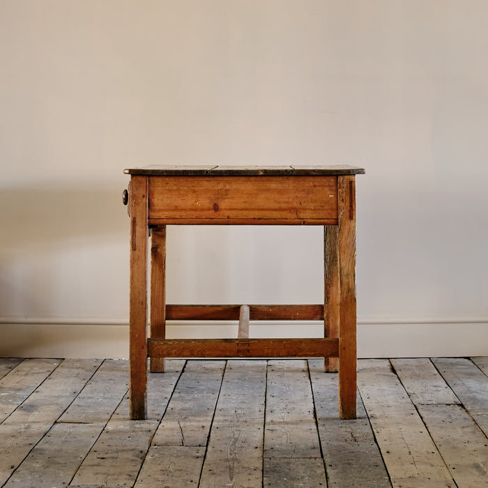 19TH CENTURY PINE DAIRY TABLE