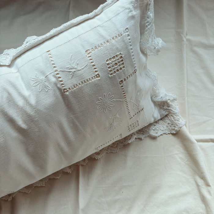 Cott’n London ‘Bridget’ Cushion